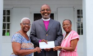 Cheque Presentation to Bishop Boyd_2014